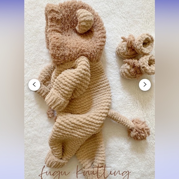 NWT newborn lion hand knit costume- size 0-3 months never worn. Will ship asap - Picture 2 of 4